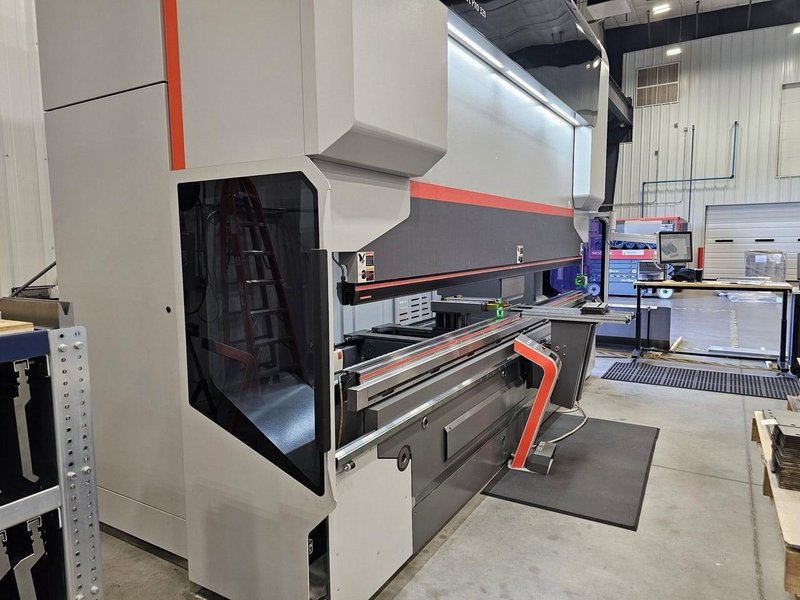 352 Ton x 14′ Bystronic Xpert Pro 320/4300 Extended Hydraulic Press Brake, 2022