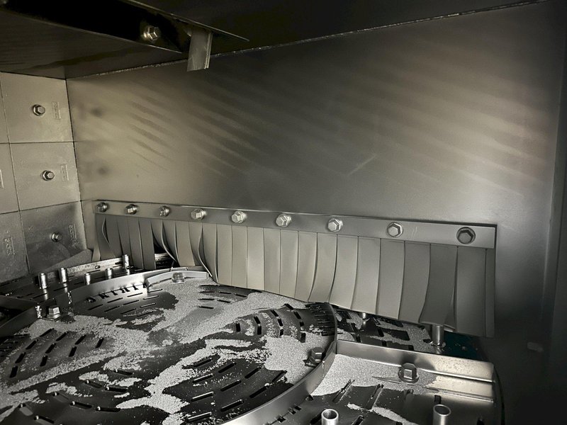 48&quot; TABLE VIKING MODEL #4812CT CONTINUOUS SHOT BLAST PARTS CLEANING SYSTEM, NEW IN 2017: STOCK #22469