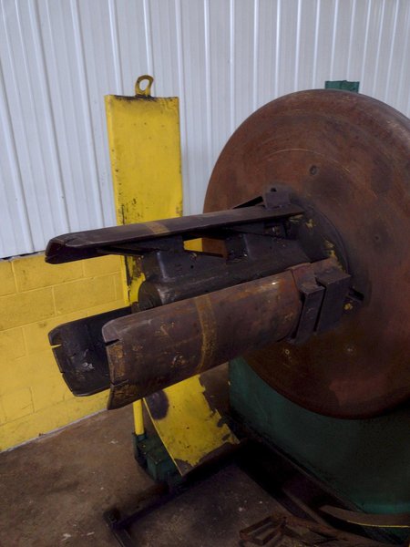 10,000 LB X 30&quot; SESCO MODEL 55-387 MOTORIZED COIL REEL UNCOILER: STOCK #18543