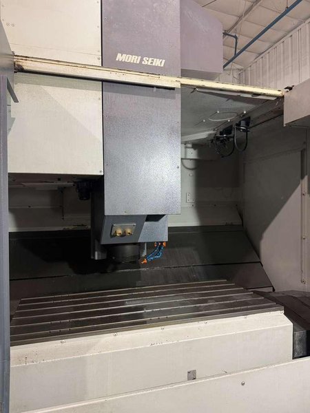 Mori Seiki SV-500B/40 CNC Vertical Machining Center – 4th &amp; 5th Axis Ready Mill