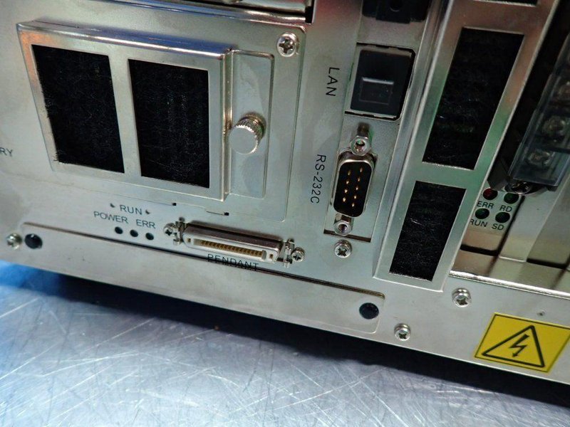 DENSO 3.25MB MEMORY ROBOT CONTROLLER UNIT  -  RC7M-VSG6BA-DN