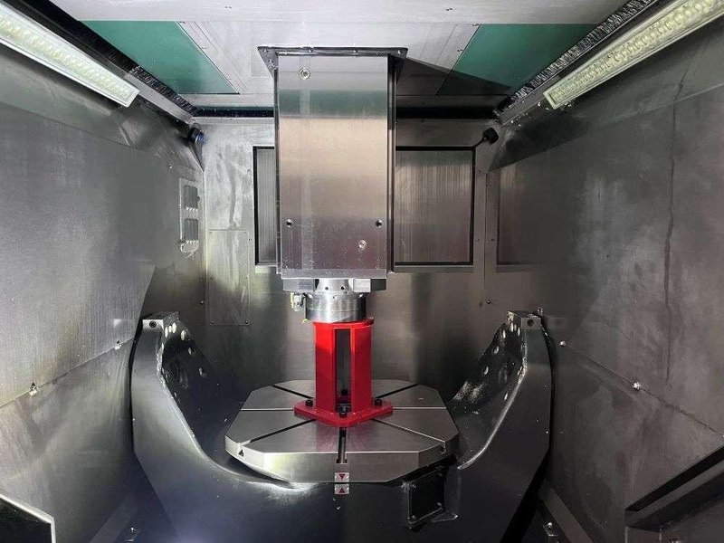 Hyundai Wia XF6300 5 Axis CNC Vertical Machining Center – Mill