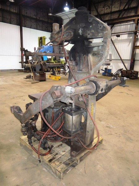 Osborn model 3161-12 rotolift molding machine s/n 14887-g without matchplate handler