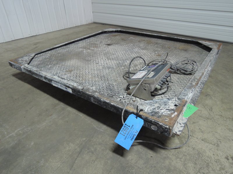 METLER TOLEDO 5&#039; X 5&#039; PLATFORM SCALE MODEL: LYNX, S/N: 5436904-5GF  WITH DIGITAL READOUT 10,000LB CAPACITY