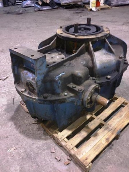 SIMPSON 10SM3F GEAR BOX S/N 6-460200  RPM IN 745 RPM OUT 34.2