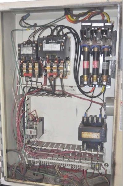 G &amp; P Machinery 30 HP Double End Polishing Lathe, 1988