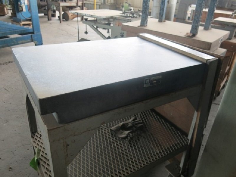 Mitchell&#039;s 24&quot; x 36&quot; x 6.5&quot; Black Granite Surface Plate