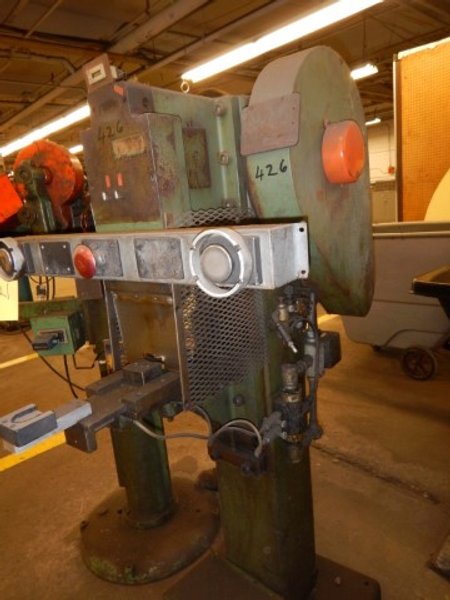 Riveter townsend style  Model 110