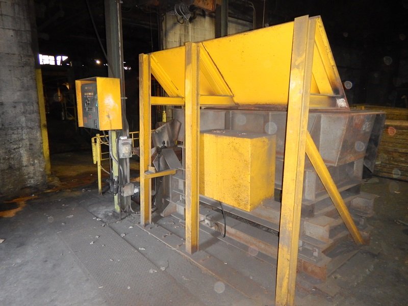 Furnace Charge System w/Oscillating Conveyor &amp; Load Cells
