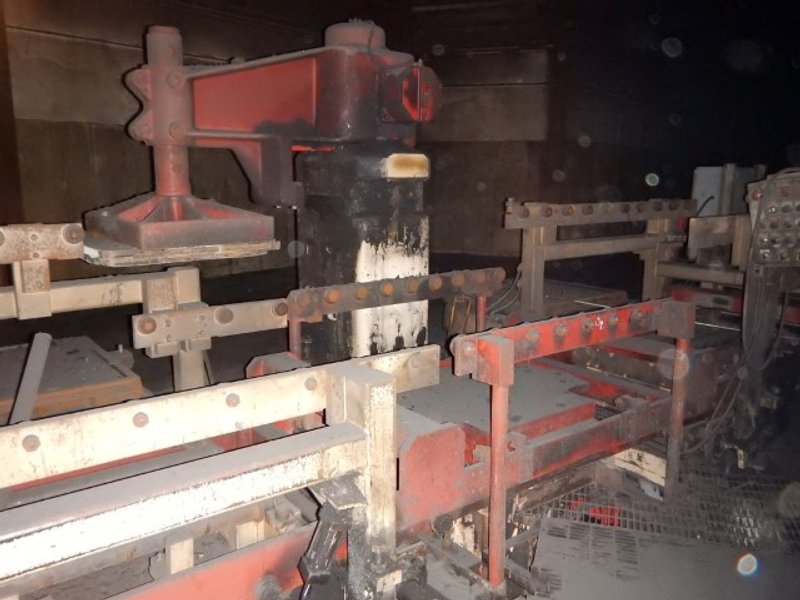 Osborn JSRL Molding Machine, Model 730RJWA