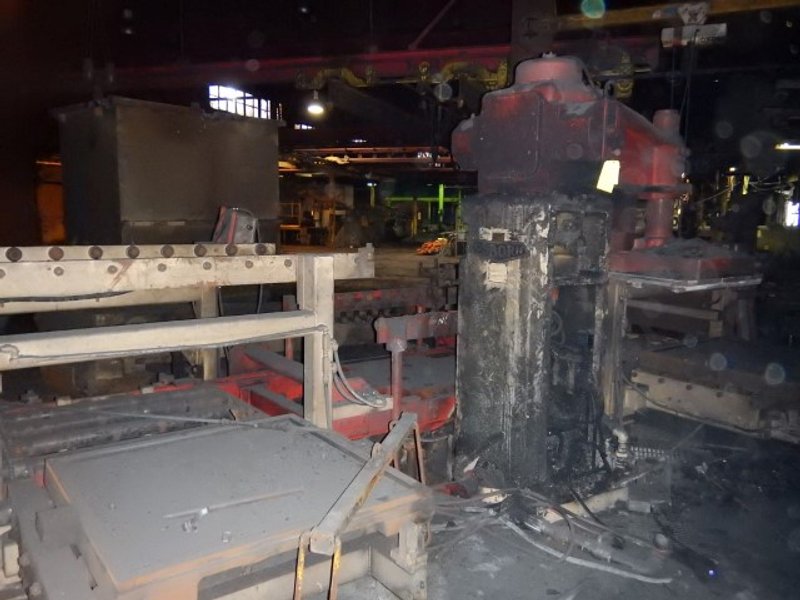 Osborn JSRL Molding Machine, Model 730RJWA