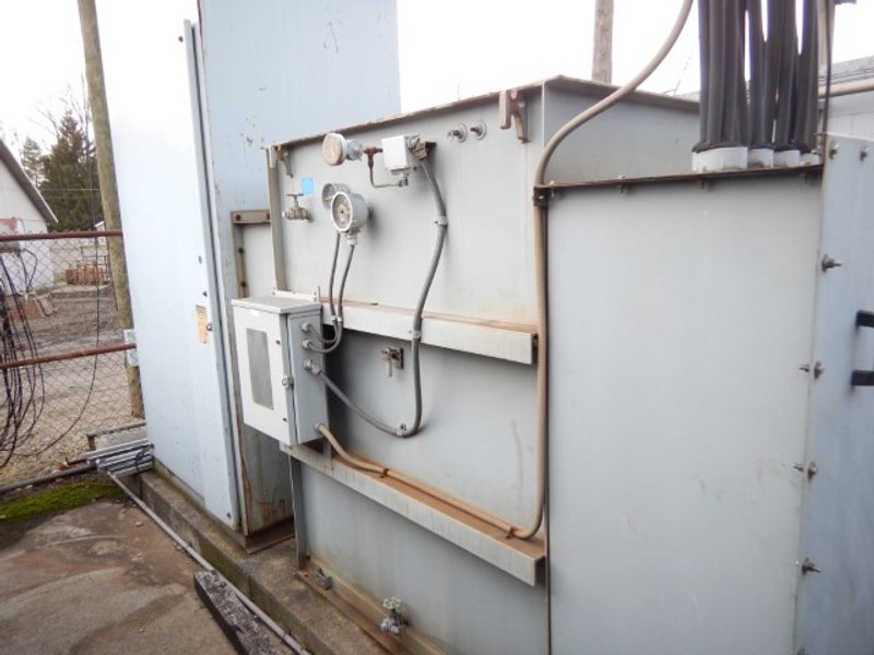 1998 Transformer 1680 KVA (1998) with Square D Switchgear