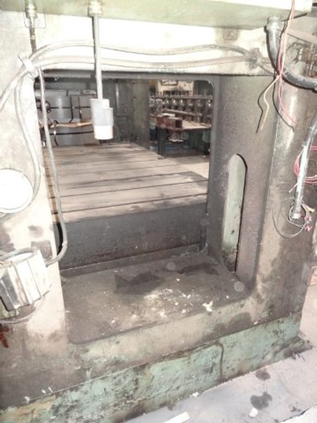 650-Ton USI Clearing 4-Point Press