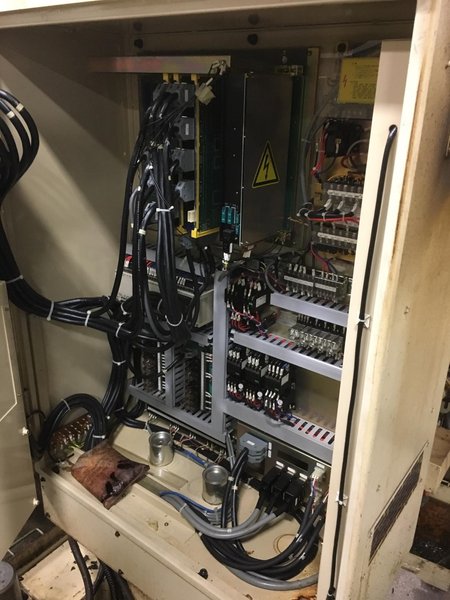 Okuma &amp; Howa Milac 40V CNC Vertical Machining Center
