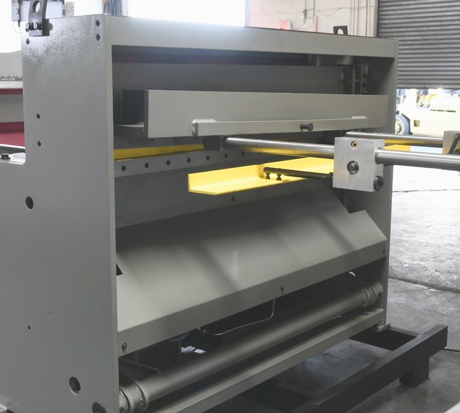 HS-0810MD, 8'  x 10ga. Hydraulic Metal Shear