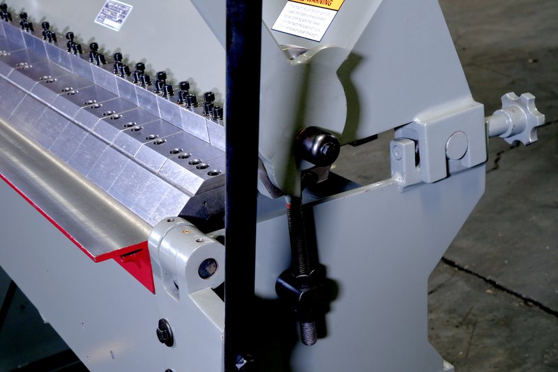 BB-1014-6HD, 10' 14 Gauge Sheet Metal Finger Brake | Box and Pan