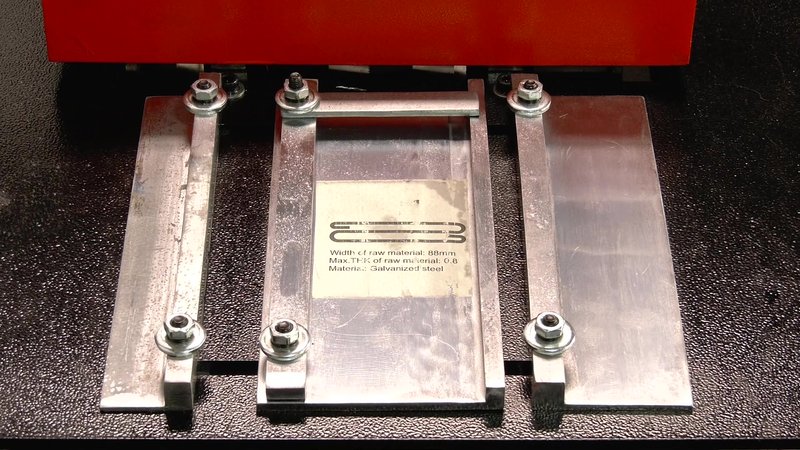 PL-18E, 18 Ga. Pittsburgh Machine |  Lock Forming Machine