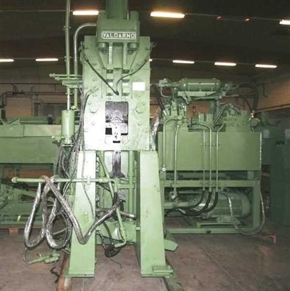 Valdarno Model BCGS 80 Hot Billet Shear 