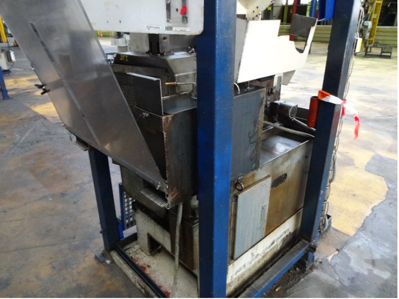 Shimazu Model Super 3-F Twin Spindle Nut Tapper