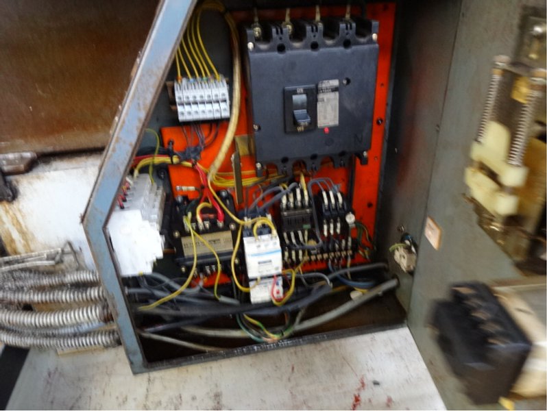 Shimazu Model Super 3-F Twin Spindle Nut Tapper