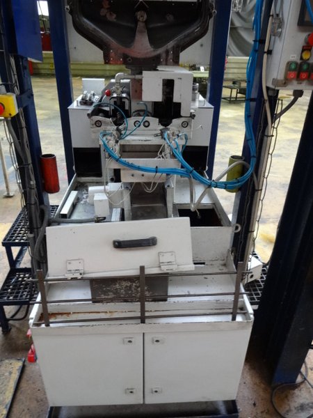 Shimazu Model Super 3-F Twin Spindle Nut Tapper