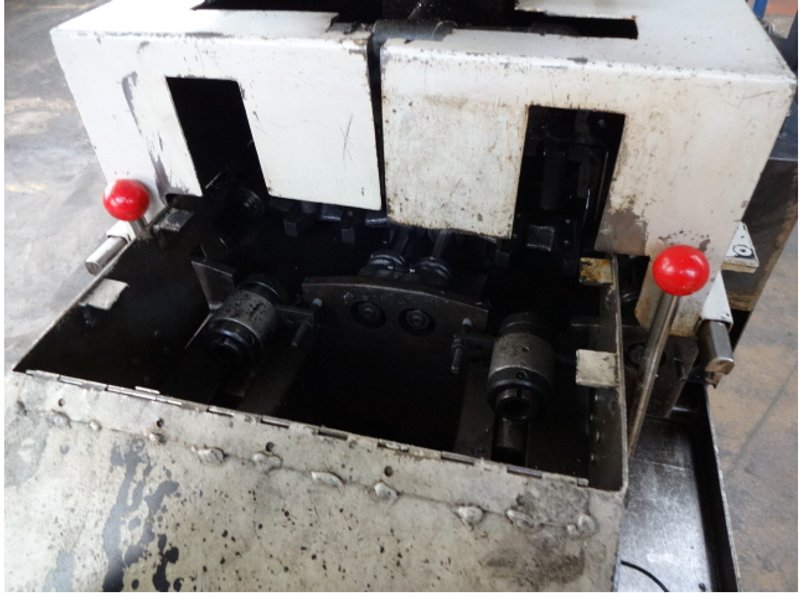 Shimazu Model Super 3-F Twin Spindle Nut Tapper