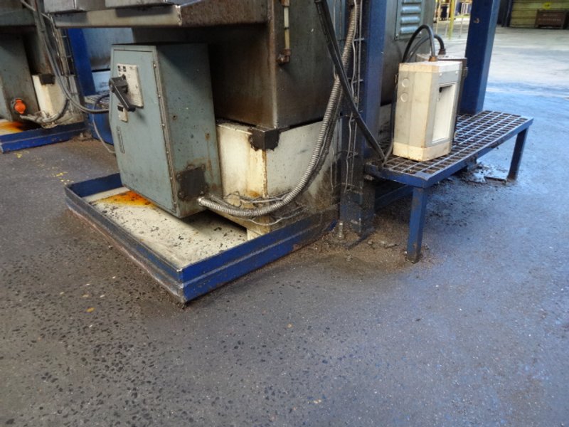 Shimazu Model Super 3-F Twin Spindle Nut Tapper