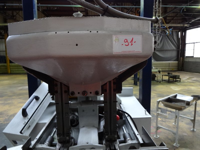 Shimazu Model Super 3-F Twin Spindle Nut Tapper