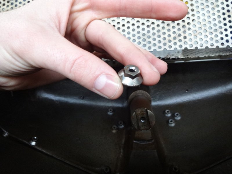 Shimazu Model Super 3-F Twin Spindle Nut Tapper