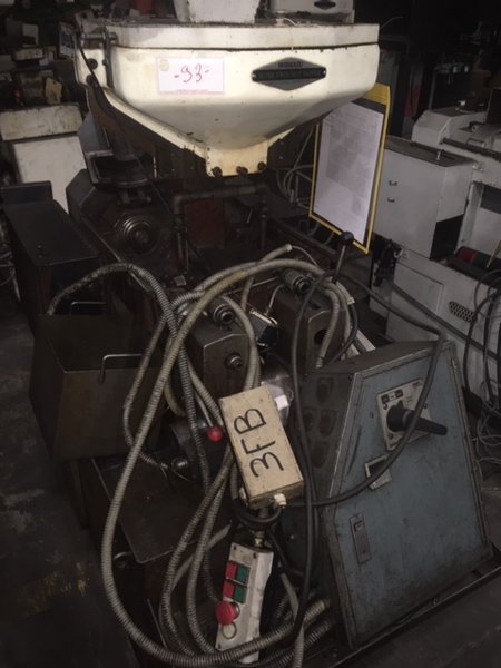 Shimazu Model Super 3-F Twin Spindle Nut Tapper