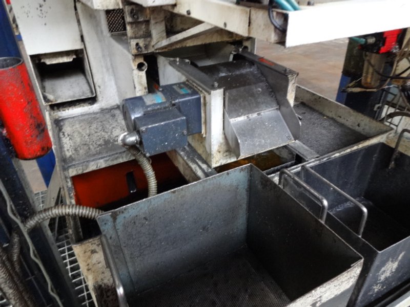 Shimazu Model Super 3F Twin Spindle Nut Tapper 