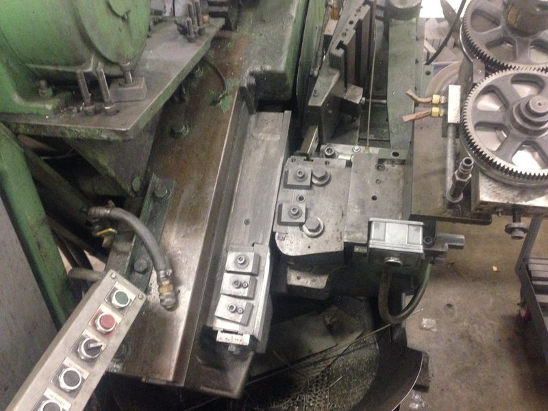 1/2&quot; Waterbury Farrel Model #30 Wire Fed with Cutter Thread Roller.  Capable of Producing Thread Rolled Studs From Wire. 