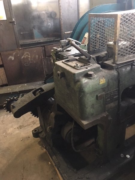 One Used 1/2&quot; National Model 500 Roller Header Set up as a Ball Header