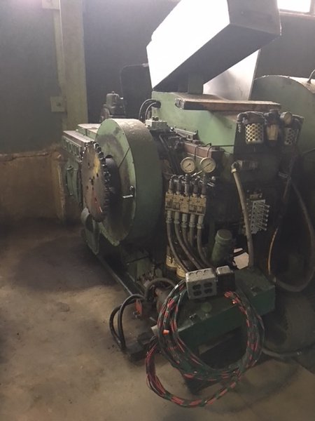 One Used 1/2&quot; National Model 500 Roller Header Set up as a Ball Header