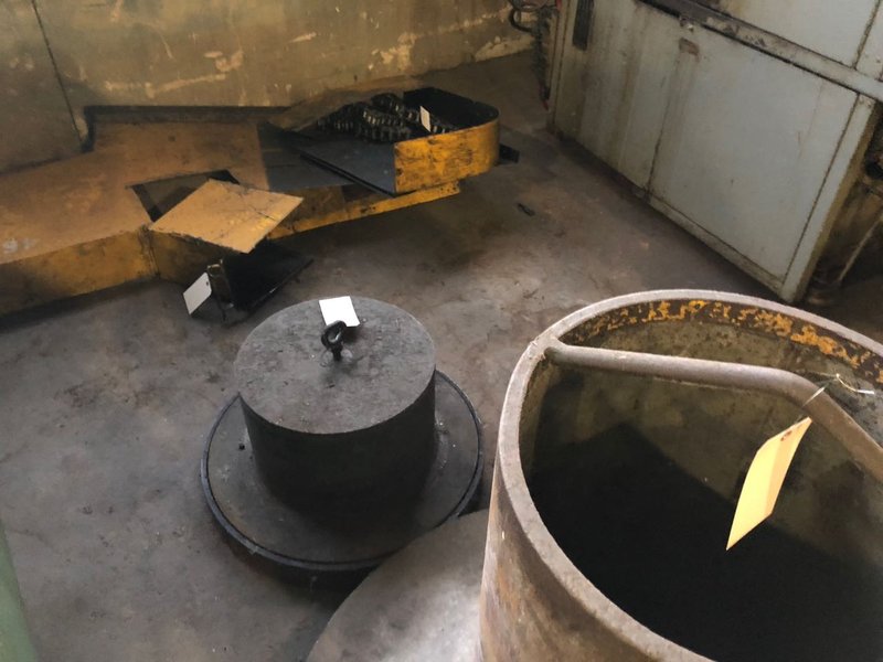 One Used 1/2&quot; National Model 500 Roller Header Set up as a Ball Header