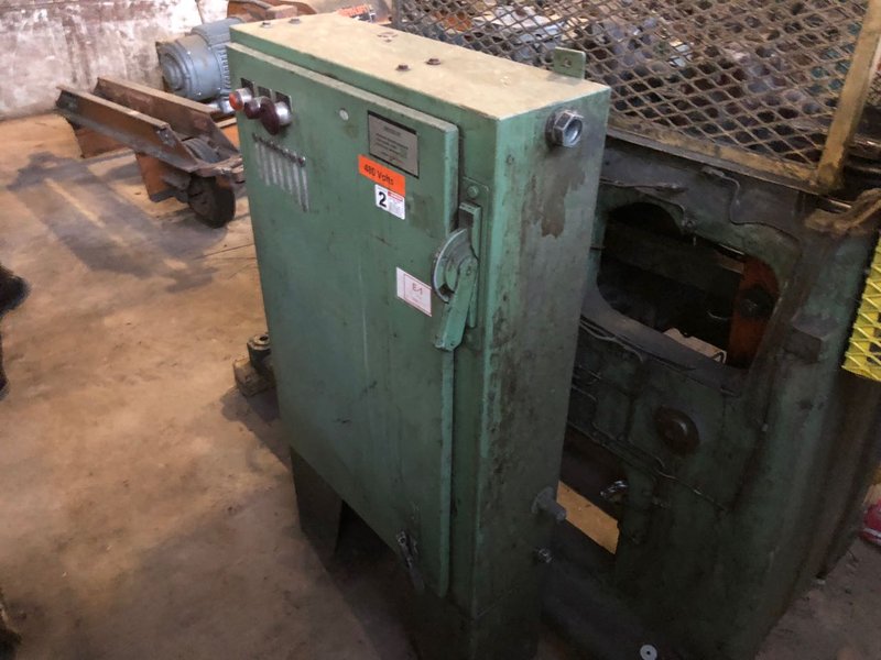 One Used 1/2&quot; National Model 500 Roller Header Set up as a Ball Header