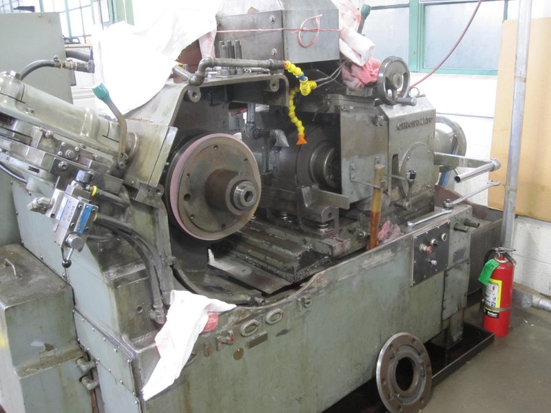 Cincinnatti Model Cinco 15 Centerless Grinder 