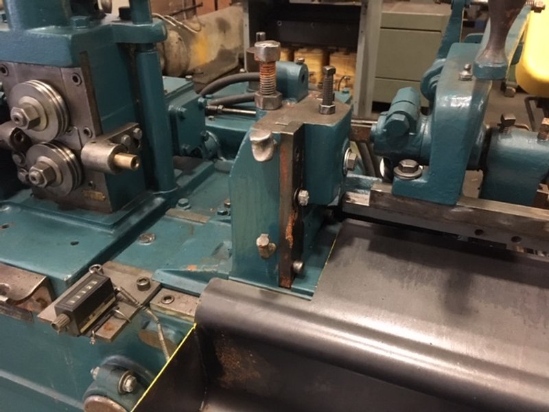 3/16&quot; Lewis Model 3F WireStraighten and Cutoff Machine 