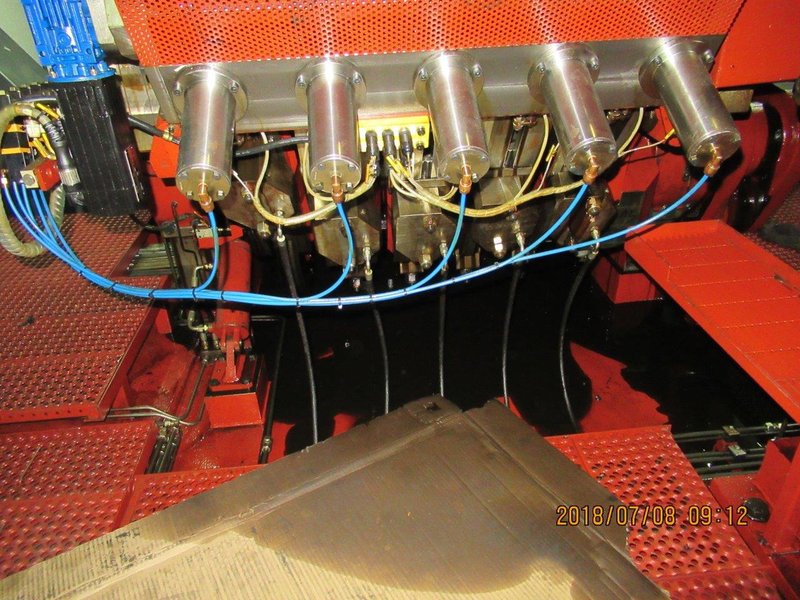 Sacma Model SP-660 AL 5 Die Long Stroke Cold Former 