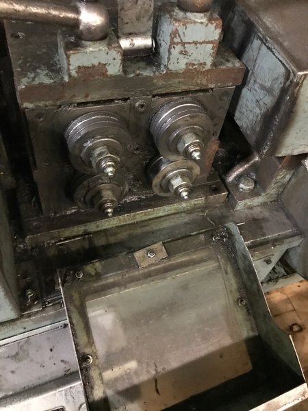 5/16&quot; Shuster Model 2A4V Wire Straighten and Cutoff Machine 