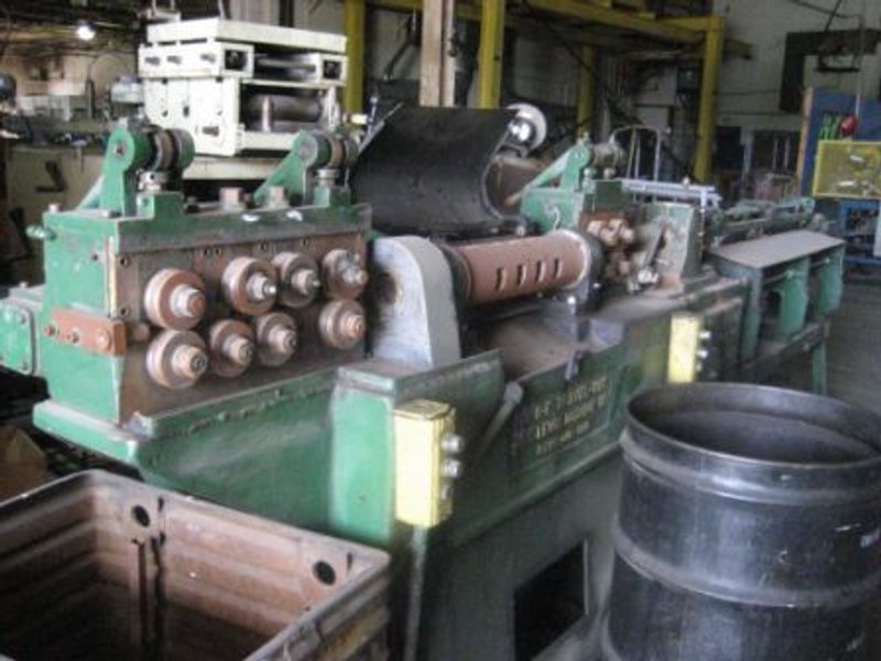 3/8&quot; Lewis Model 8-F Wire Straightening and Cutting Machine