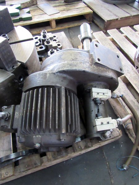 USED, 24&quot; CUSHMAN 4-JAW HEAVY DUTY POWER WRENCH COMBINATION CHUCK WITH 8-1/8&quot; HOLE