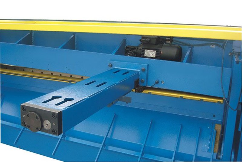 KNUTH &quot;KMT B NC&quot; MOTORIZED SWING-BEAM PLATE SHEAR