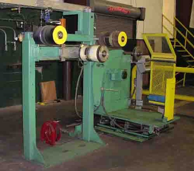 2000 Lb., PROGRESSIVE, No. 620SM-RH,TRAVERSE TAKE UP (10579)