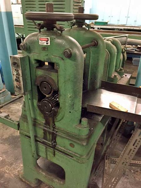 5&quot; (127mm) X 9&quot; (228mm) STANDARD 2 HI ROD ROLLING MILL
(12945)