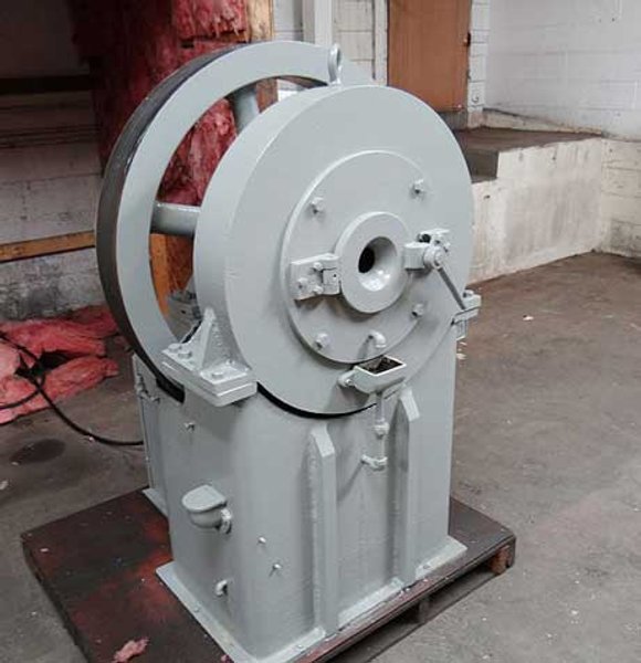 1 5/8&quot; (41.27mm) TORRINGTON No. 6 2 DIE 7/8&quot; SOLID CAP. SWAGING 
(13149)