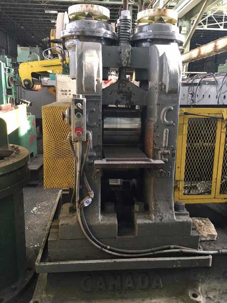 12&quot; x 12&quot; CANADIAN IRON 2 HIGH ROLLING MILL (13225)