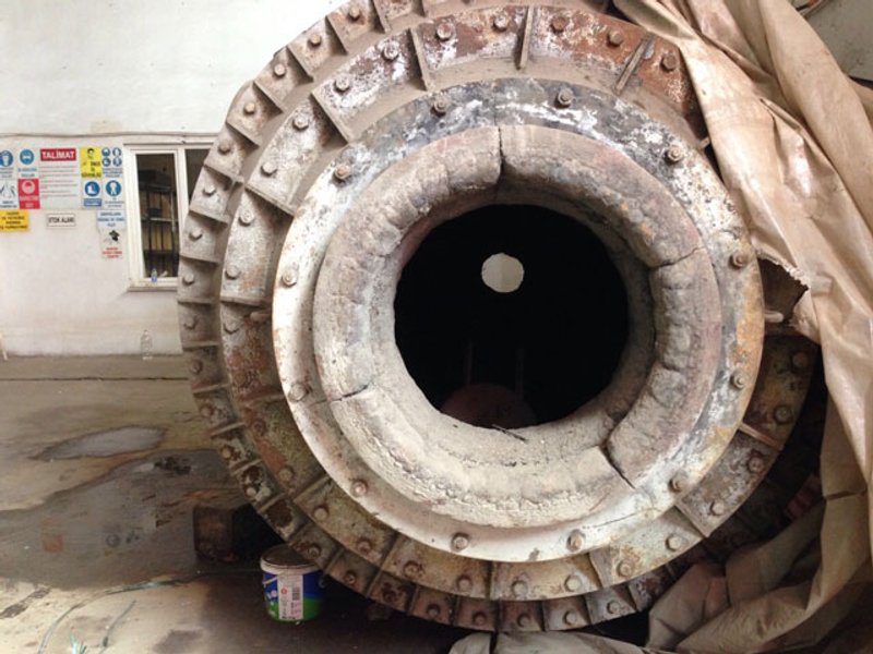 16 Ton ANODE MELTING FURNACE (13665)