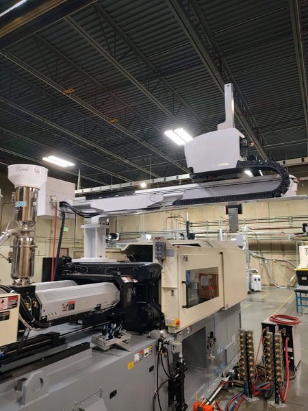 224 Ton 5.5 Oz Shot Size Nissei DCX200III-25A Injection Molding Machine, 2023 – Dryer, Temp Controller, Granulator