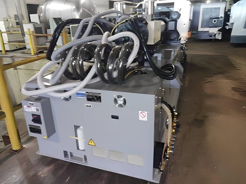 224 Ton 5.5 Oz Shot Size Nissei DCX200III-25A Injection Molding Machine, 2023 – Dryer, Temp Controller, Granulator